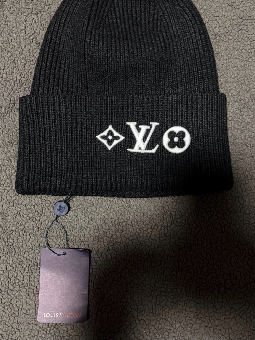 LV KNIT BEANIE